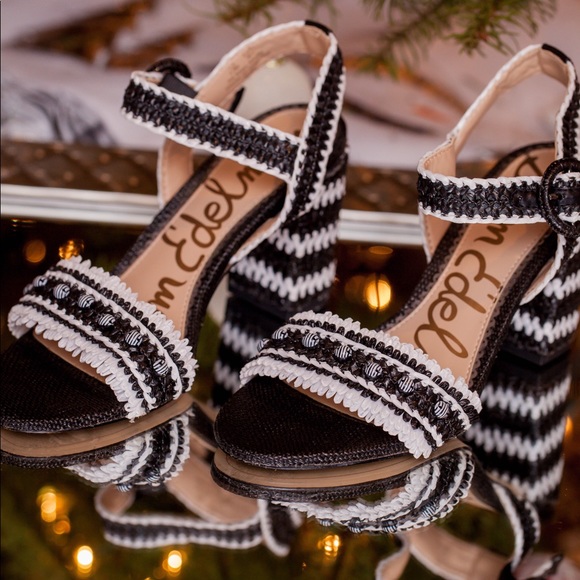 Sandals - Picture 2 of 5